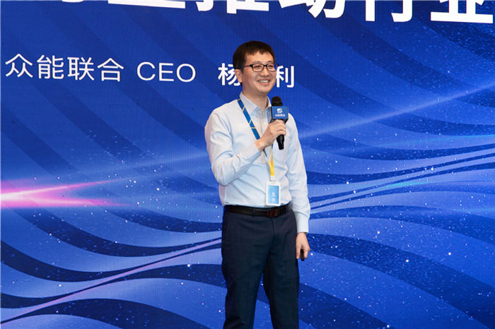 新起点、新征程、乘风破浪、砥砺前行——星空平台app-星空(中国)
管理层大会在南京隆重召开-3.jpg